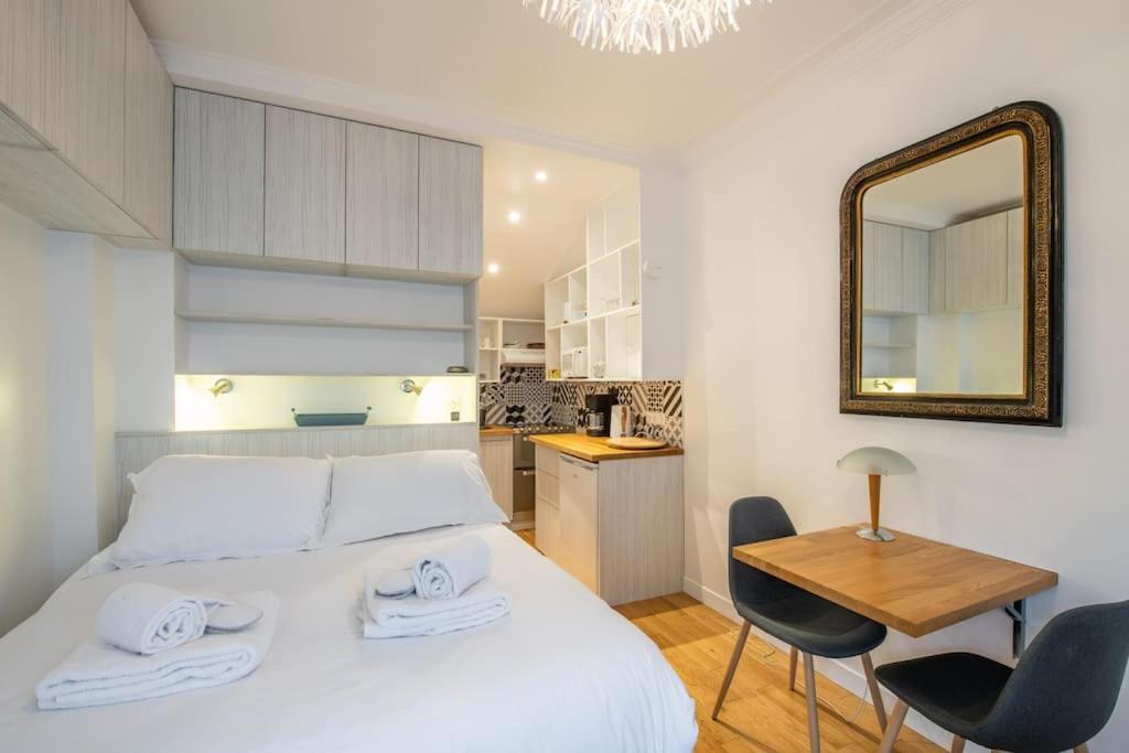 Appartement Etienne Pernet - Charming With A Private Terrace Parijs