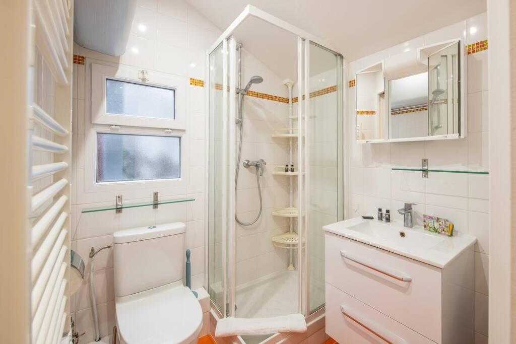 Appartement Etienne Pernet - Charming With A Private Terrace Parijs